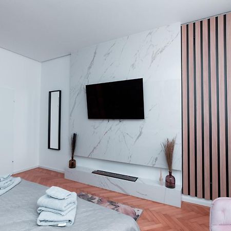 Petit Luxe Apartment Viena Exterior foto
